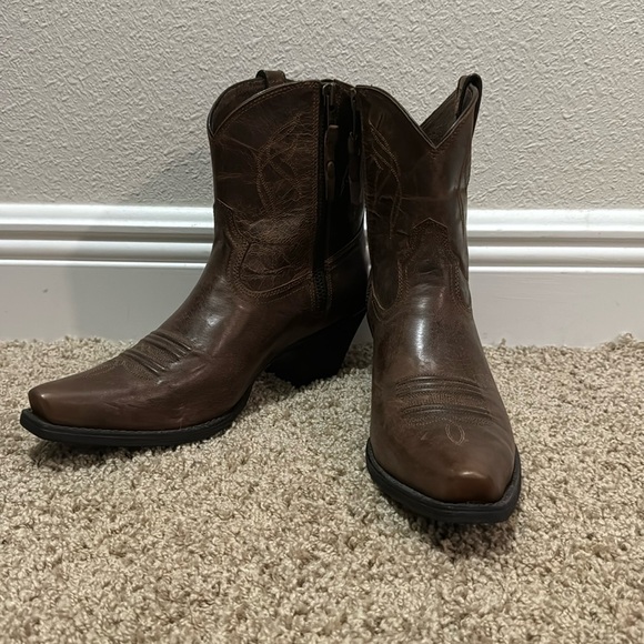 Ariat Shoes - ARIAT Women’s Low Cowboy Boots